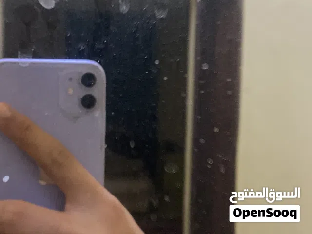 آيفون 11 من أبل بحالة جيدة وذاكرة 128 جيجابايت بلون بنفسجي