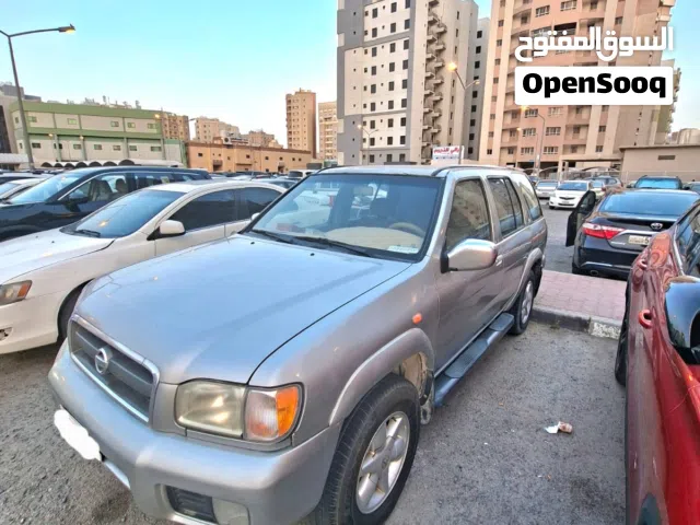 2005 Nissan Pathfinder XE