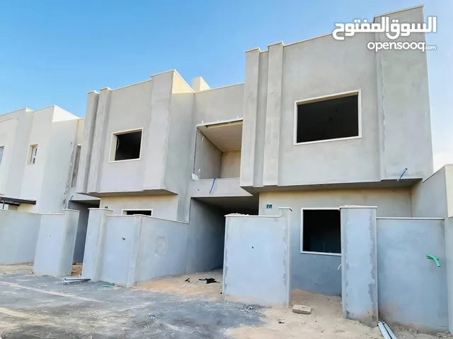 300 m2 4 Bedrooms Villa for Sale in Tripoli Al-Serraj
