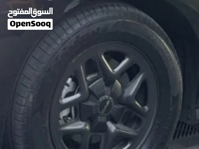 جنوط بي واي دي سيل او تشن بلص للبيع 4 حبات مع الكوشوكات او بدون استعمال شهر و نص و الشرا ما بقصر معه