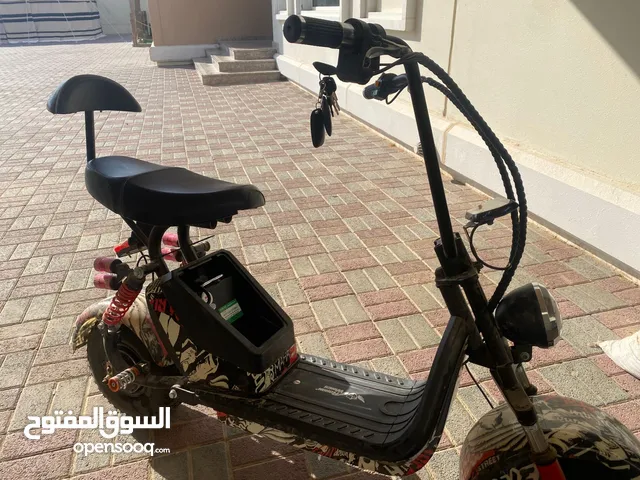 للبيع اسكوتر كهربائي نظيف