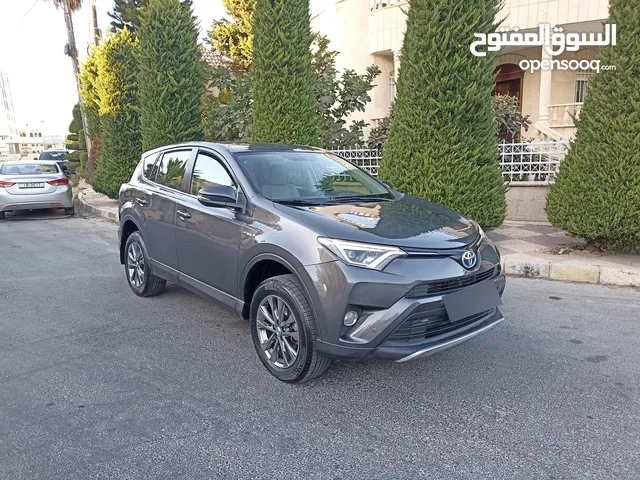 Used Toyota RAV 4 in Amman