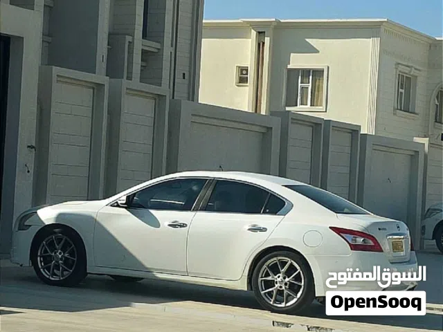 نيسان مكسيما 2010 للبيع