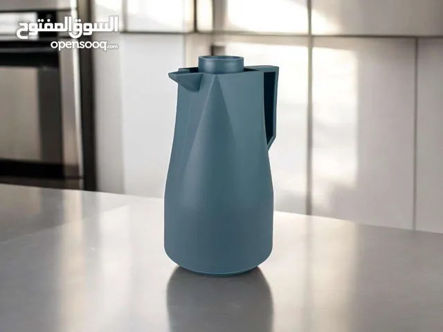 ترمس حافظ للحرارة والبرودة الميزات: تصميم مميز وعصري بسعة 1 لتر هيكل مصنوع من مادة بلاستيكة مقاوم