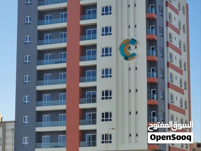 للبيع محل تجاري في وسط المنطقة التجارية بصلالة