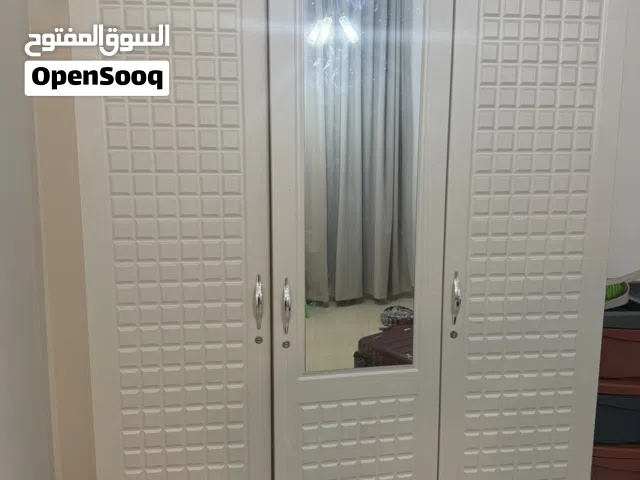 كبتين ثلاث ابواب70 اما المبت الواحد 35