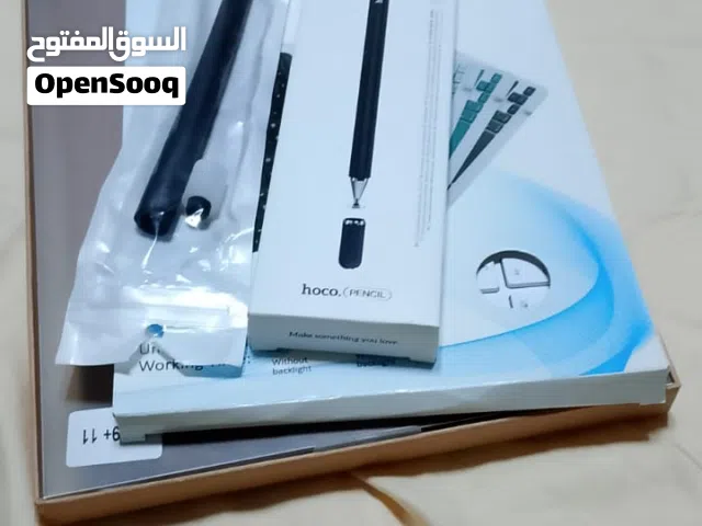 اكسسوارات كاملة يركبو علا اين ايباد جدد مش مستعملات بكل