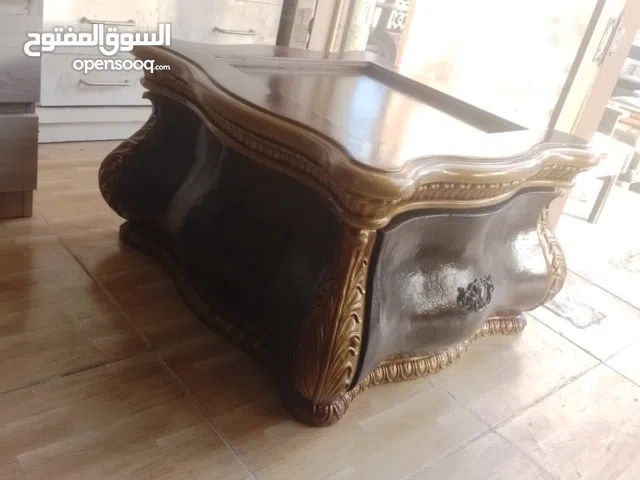 طاولة انتيكا للبيع
