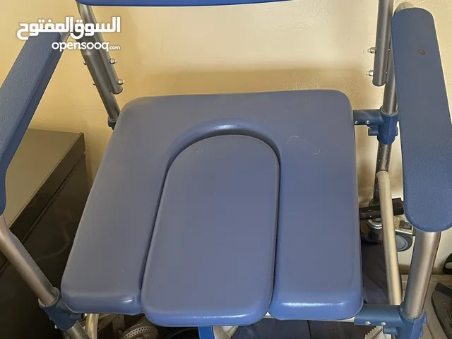 للبيع كرسي ذوي الاحتياجات الخاصه