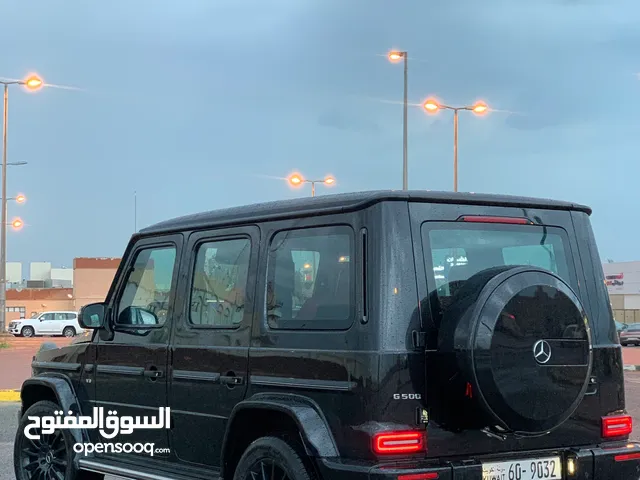 SUV Mercedes Benz in Mubarak Al-Kabeer