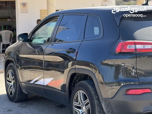 Used Jeep Cherokee in Benghazi