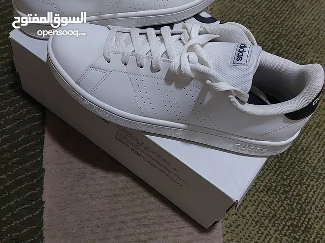 42 Sport Shoes in Al Riyadh