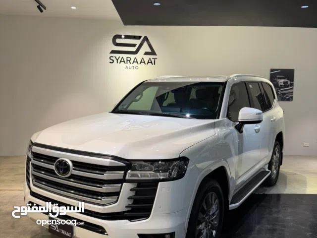 LAND CRUISER GXR TWIN TURBO