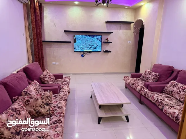 شقه مفروش لايجار شارع الجامعه الاردنيه عائلات