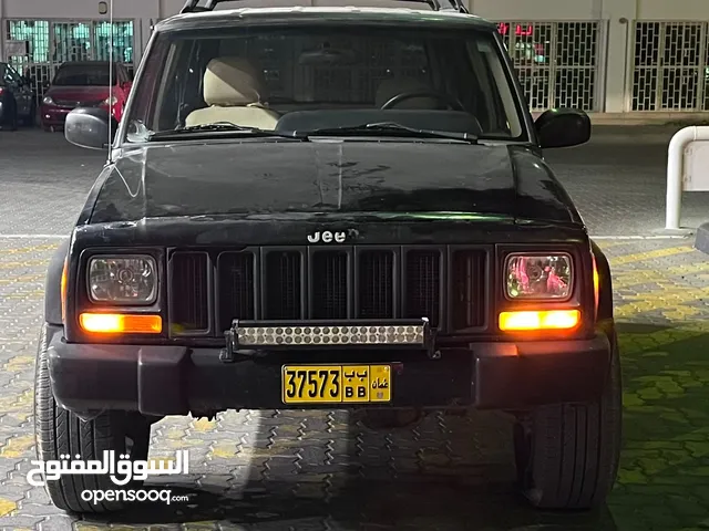 Used Jeep Cherokee in Al Sharqiya