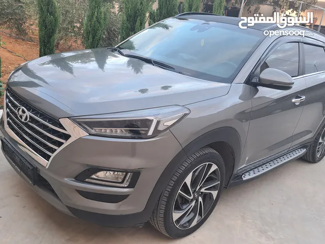 عرض مغري كاااش فقط جيب هونداي توسان مميز باللون والاضافات ركزز عالتفاصيل كامله والصور توسان 2020