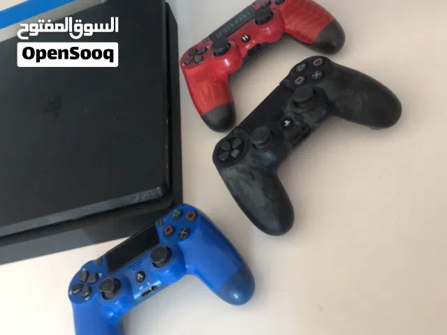 بلايستيشن 4 سليم 1 تيرا  مع ايدين 2  مع شاحن ايدين خارجي  فل مسكر من الشركة غير مصلح