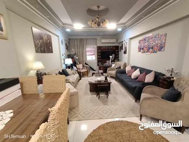 125 m2 3 Bedrooms Apartments for Sale in Cairo Mokattam