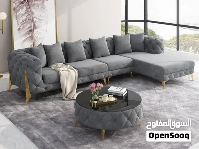 Modern طقم كنب بحالة ممتازة جداً – Elegant Touch & Big Value for a Small Price