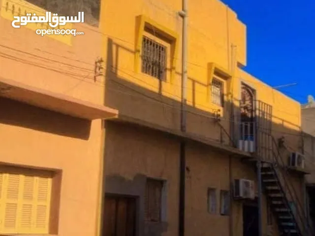 144 m2 More than 6 bedrooms Townhouse for Sale in Tripoli Hai Al-Batata