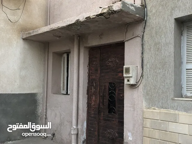 140 m2 4 Bedrooms Townhouse for Sale in Tripoli Sidi Khalifa