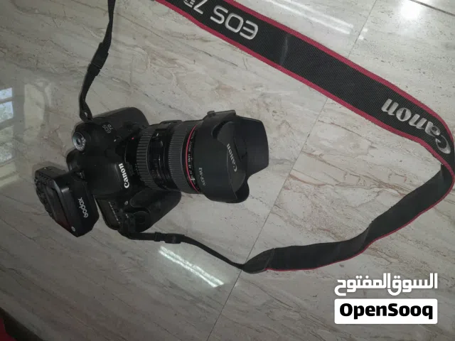 كاميرا كانون 7D