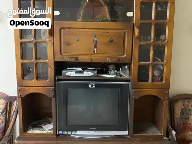 مكتبة خشب بحالة ممتازة جدا جدا