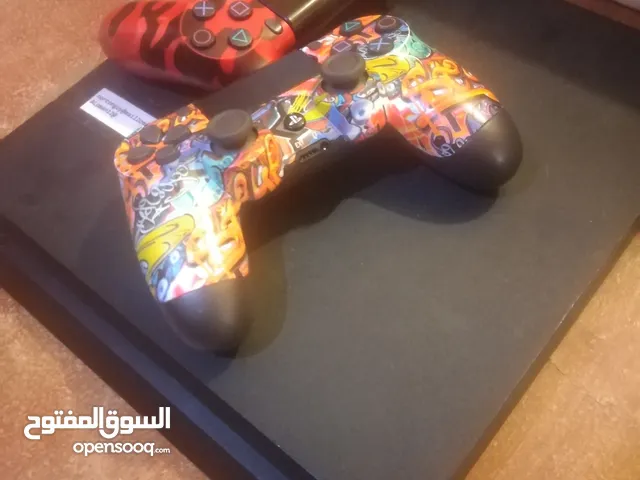 بلايستيشن 4 لبيع نظيه جدا