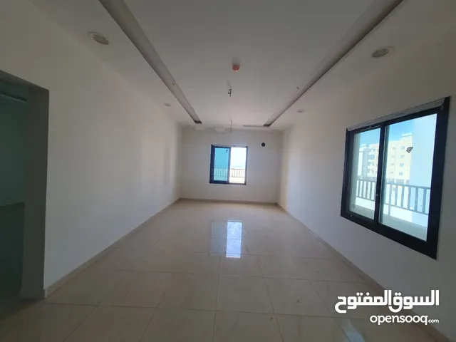 240 m2 5 Bedrooms Apartments for Sale in Muharraq Hidd