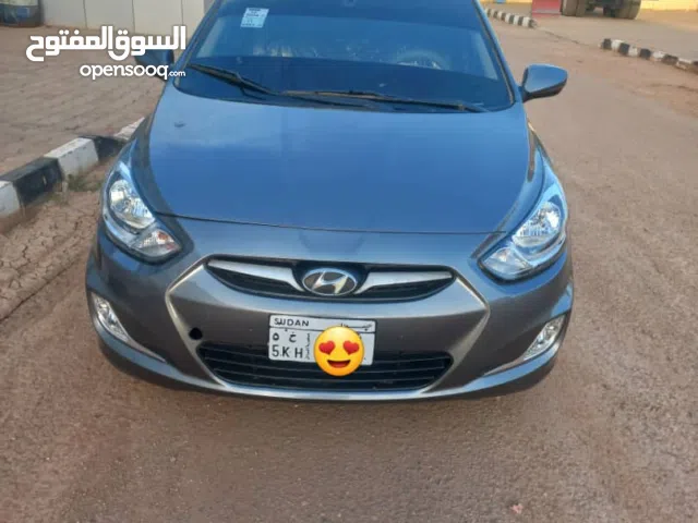 اكسنت مضلع موديل 2015