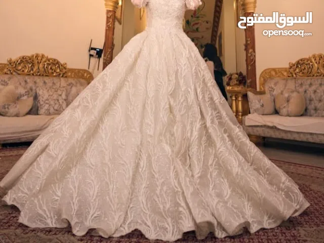 فستان زفاف للبيع