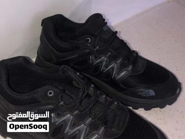 حذاء رياضي The north face