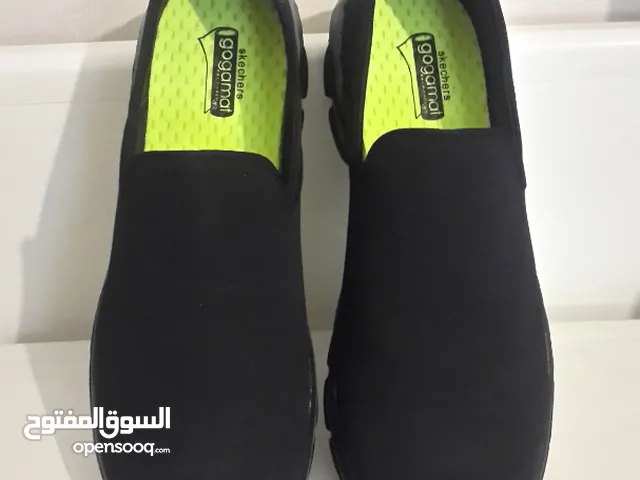 Fußball Tablett Höhle احذية كرة قدم للبيع في مصر Mikrocomputer Stapel  Fremder