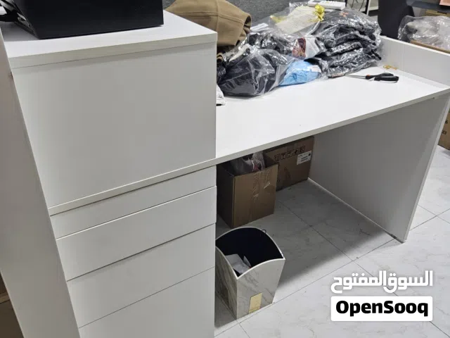 مكتب أعمال جهتين double side workstation
