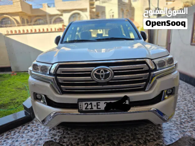 تويوتا لاندكروزر GXR 2017 (ماشيه 65 ألف فقط!) الرقم الجديد ( سليمانية )