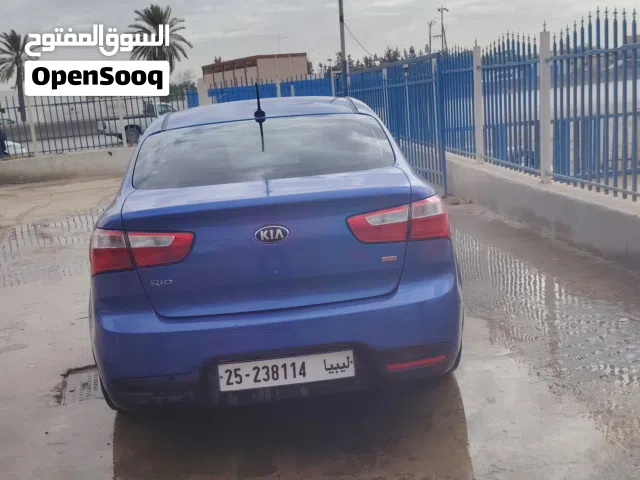 كيا ريو 2013حاله ممتازه جدااا.