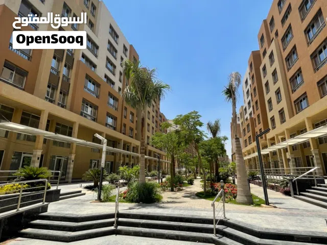 اخر طرح مميز في قلب العاصمة R3  استلام فوري داخل كمبوند متكامل الخدمات  بمقدم350k ووحدات متشطب