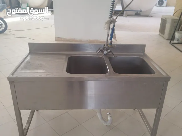 للبيع حوض ستانلس ستيل صناعي قوي ونظيف