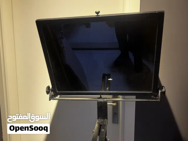 اوتو كيو حجم 24 انش مع شاشة 24 انش بحالة ممتازة للبيع