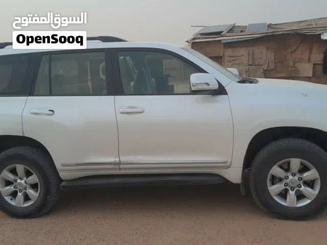 2015 تويوتا برادو TXL