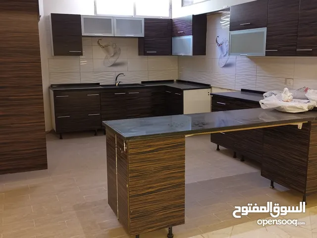217 m2 3 Bedrooms Townhouse for Rent in Amman Marj El Hamam