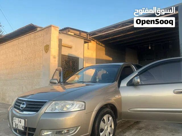2012 نيسان صني SL