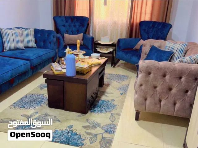 طقم كنب 7 مقاعد مع سجاده