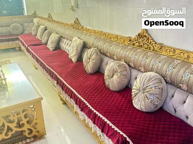طقم جلسة للبيع بوظبي الشهامه يحتاج له تعديل بسيط