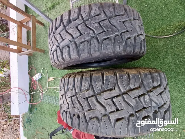 للبيع اطارات حجري قياس 20