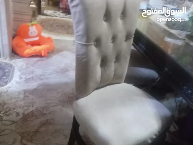 طاولة سفرة خشب زان بحالة الجديد