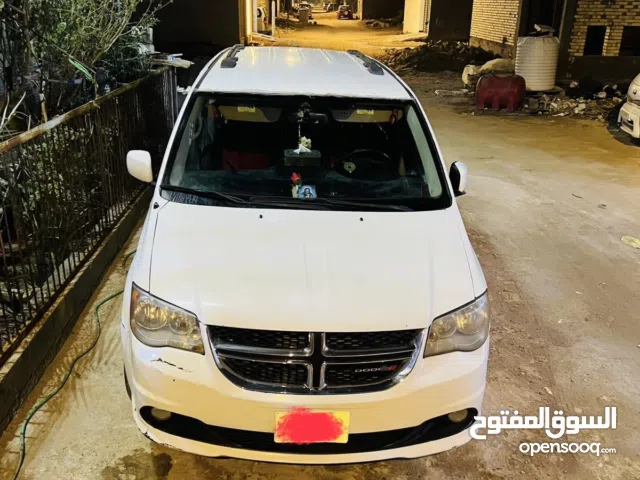 السلام عليكم للبيع او المراوس بسياره احدث   سياره  نوع دوج كرفان موديل 2013