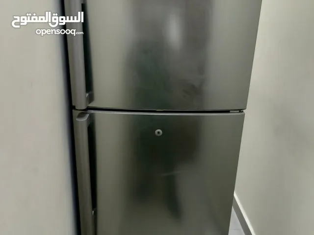 مستعمل نضيف كل شي شغال أمورها طيبه