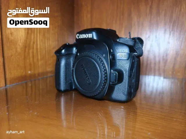 كاميرا كانون 80d و كانون 18-135mm بحالة ممتازة