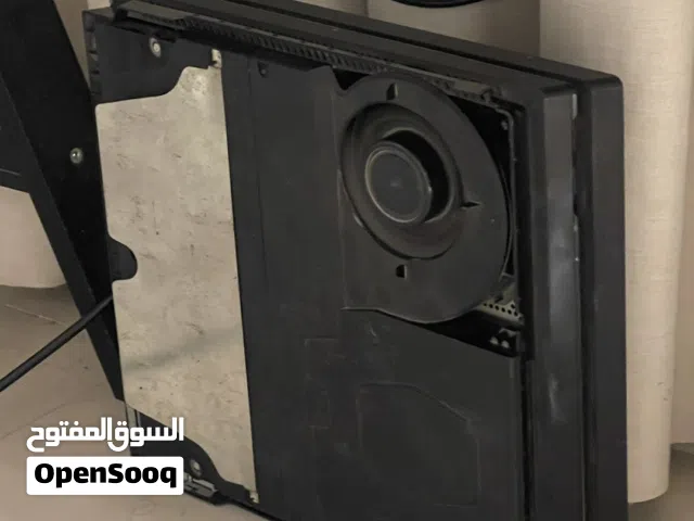 ps4 pro 1tb للبيع بدون كفر